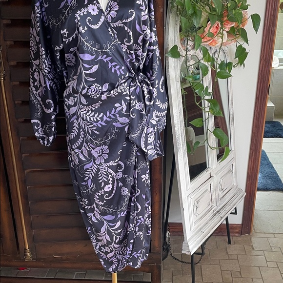 Misa Los Angeles Long Sleeve Dress - Purple Floral Small Sylvia EUC Wrap - Picture 6 of 16
